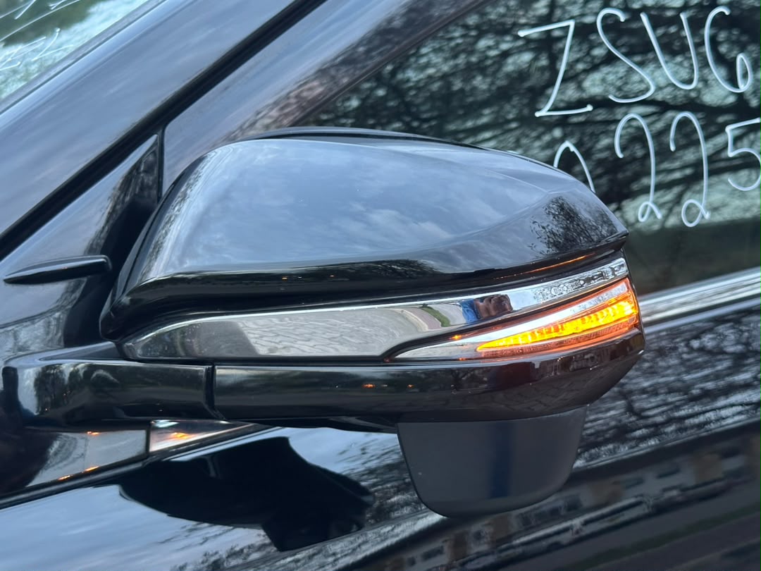 TOYOTA HARRIER thumbnail 7